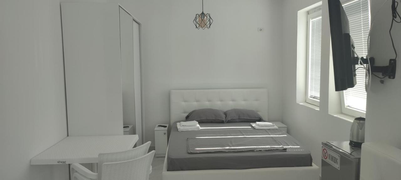 Golem Apartment 외부 사진