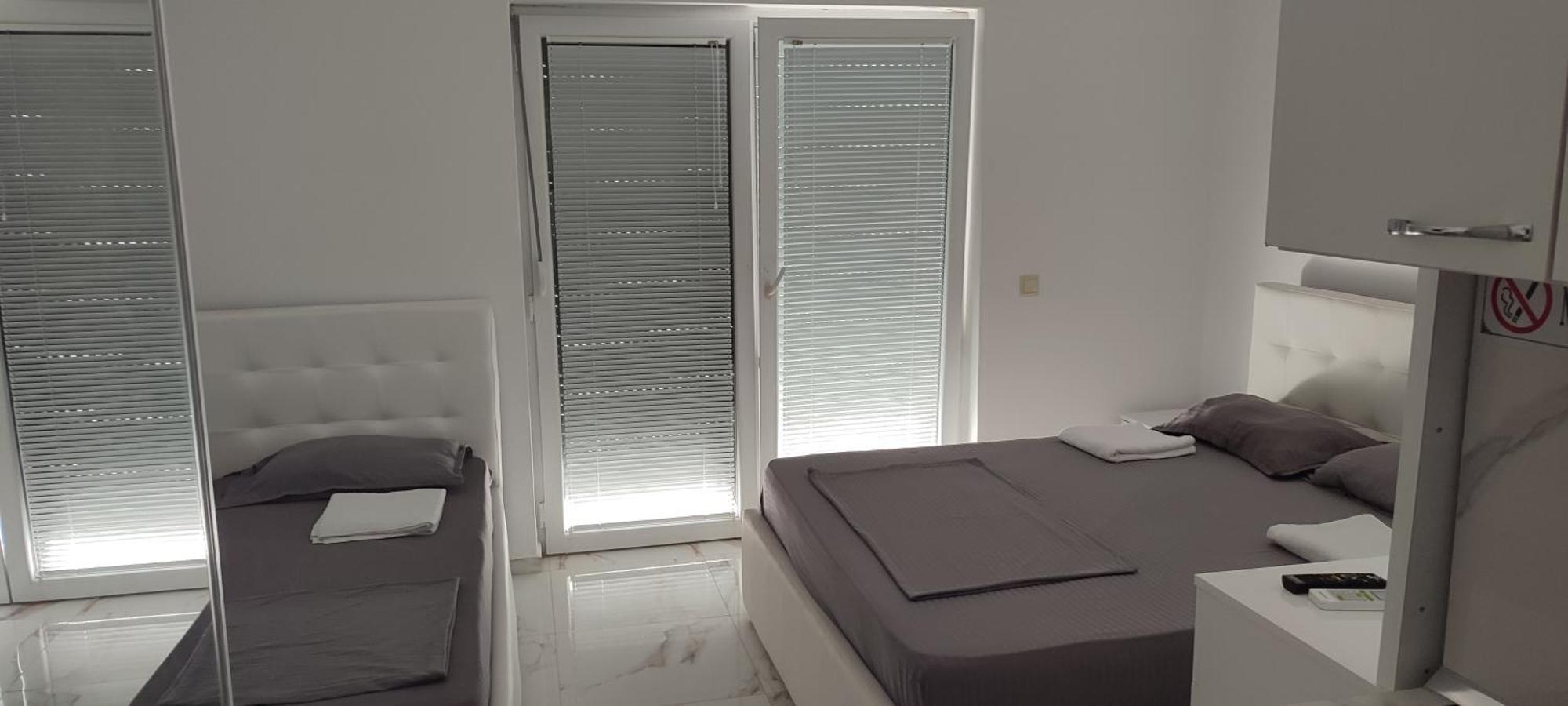 Golem Apartment 외부 사진