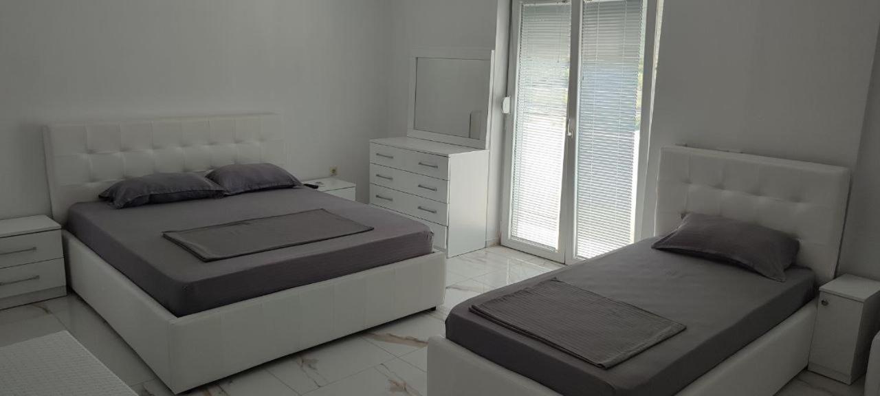 Golem Apartment 외부 사진