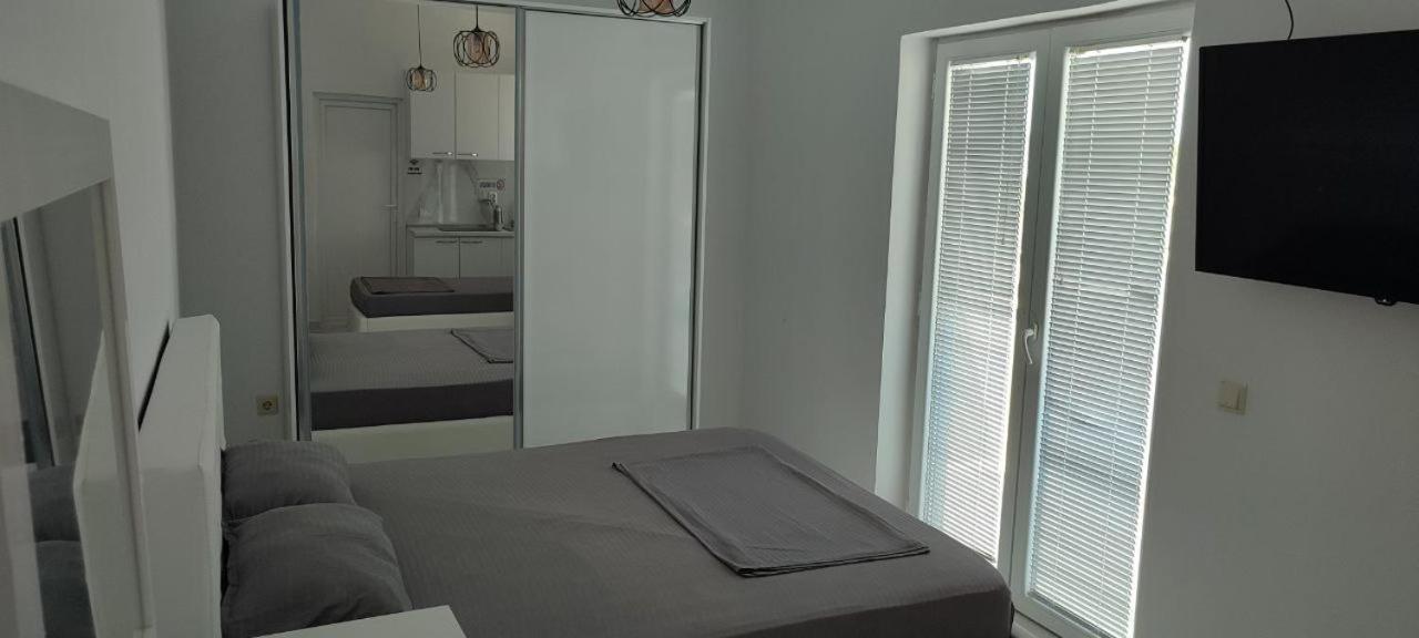 Golem Apartment 외부 사진