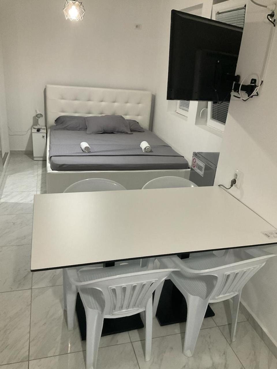 Golem Apartment 외부 사진
